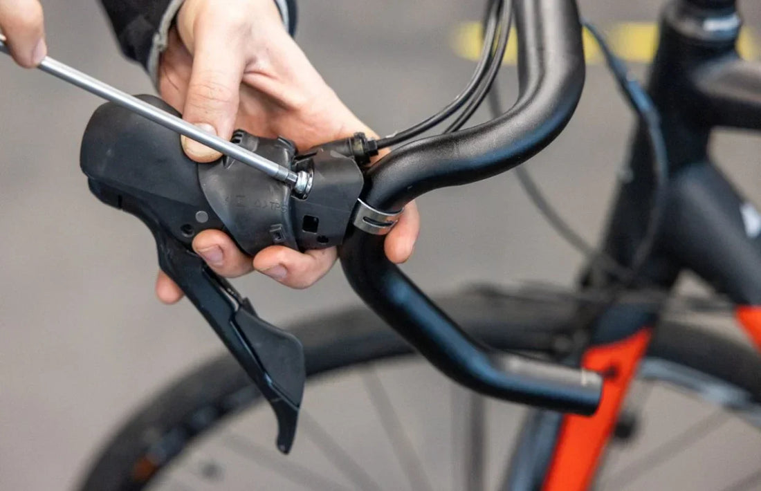 Couple de serrage cintre carbone plat et route